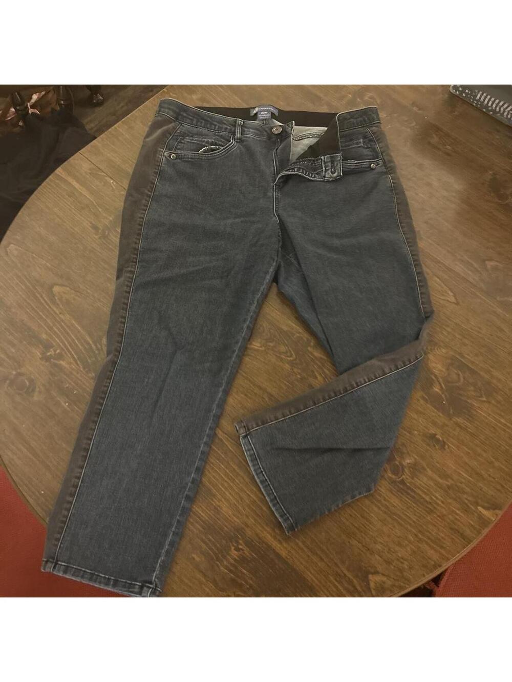 Democracy Women's Black and Navy Jeans